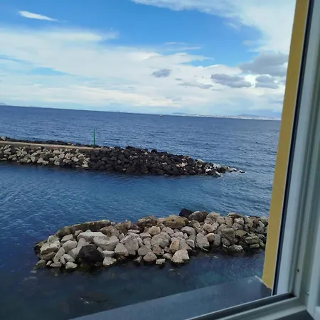 Stella Di Mare - Seafront