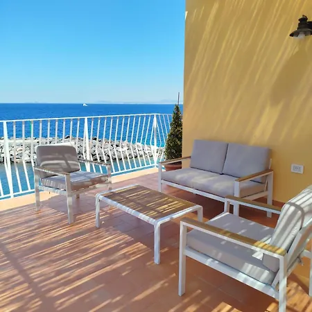 Stella Di Mare - Seafront Apartament